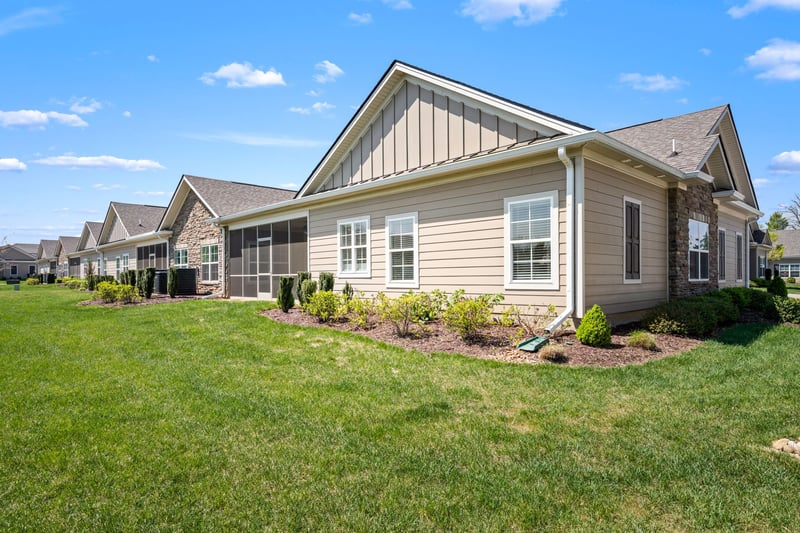 2415 Stonecenter Ln, Murfreesboro, TN 37128