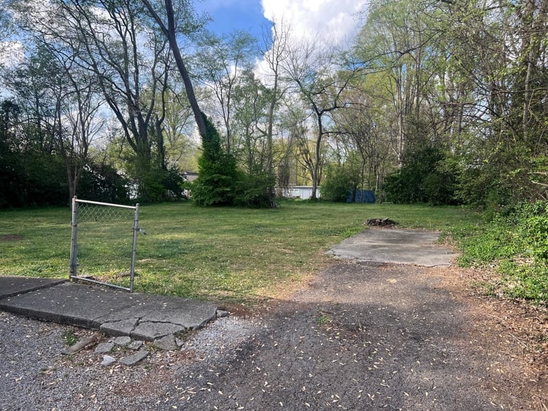 1011 Ewing Blvd, Murfreesboro, TN 37130