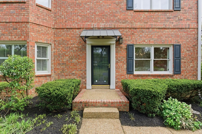 1148 Granny White Ct, Nashville, TN 37204