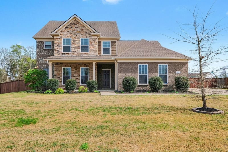 841 Madison Dr, Lebanon, TN 37087