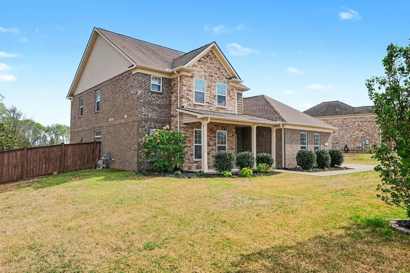 841 Madison Dr, Lebanon, TN 37087