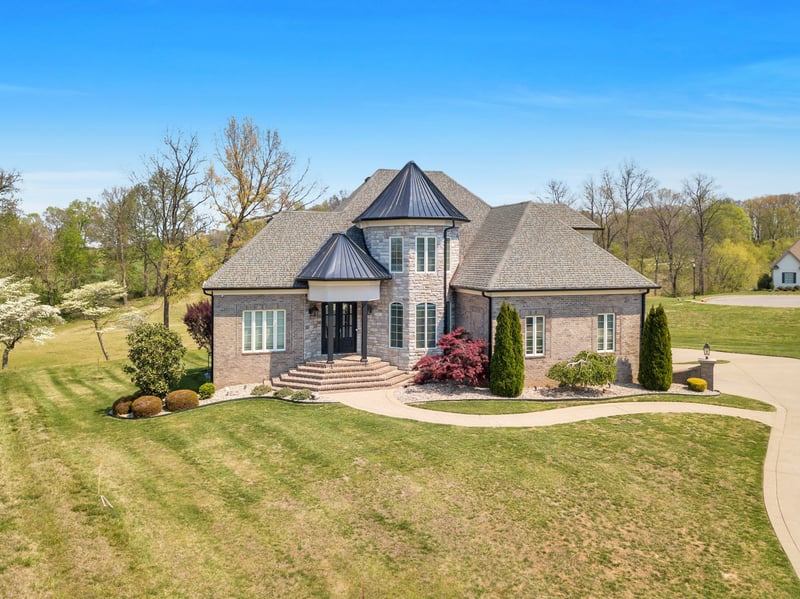 835 Savannah West Ct, Springfield, TN 37172