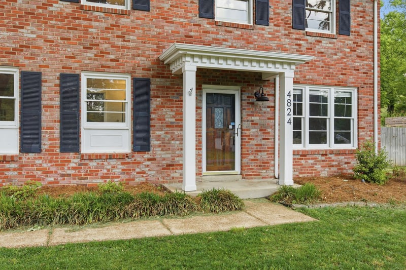 4824 Briarwood Dr, Nashville, TN 37211