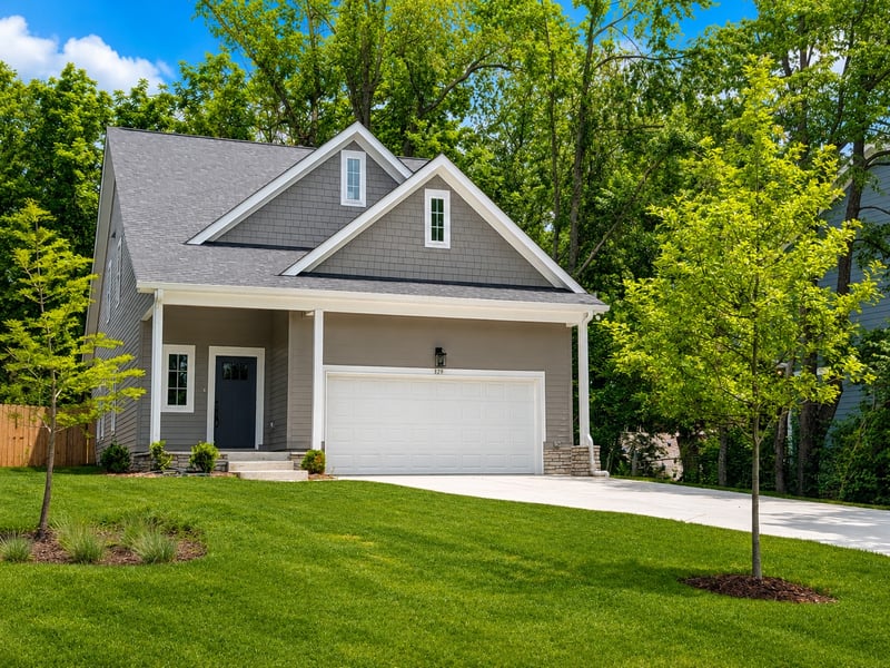 329 Seneca Dr, Nashville, TN 37214
