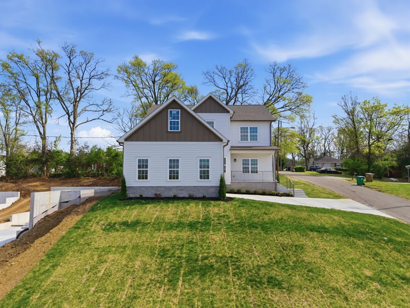 2401 Grover St, Nashville, TN 37207