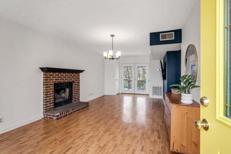 933 Ilawood Dr, Nashville, TN 37211