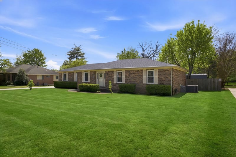 1115 Tomahawk Trce, Murfreesboro, TN 37129