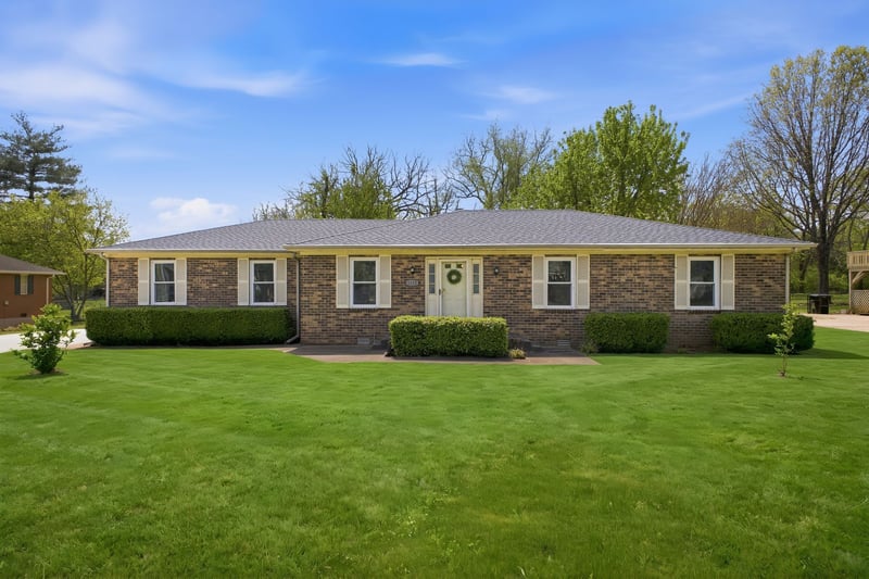 1115 Tomahawk Trce, Murfreesboro, TN 37129