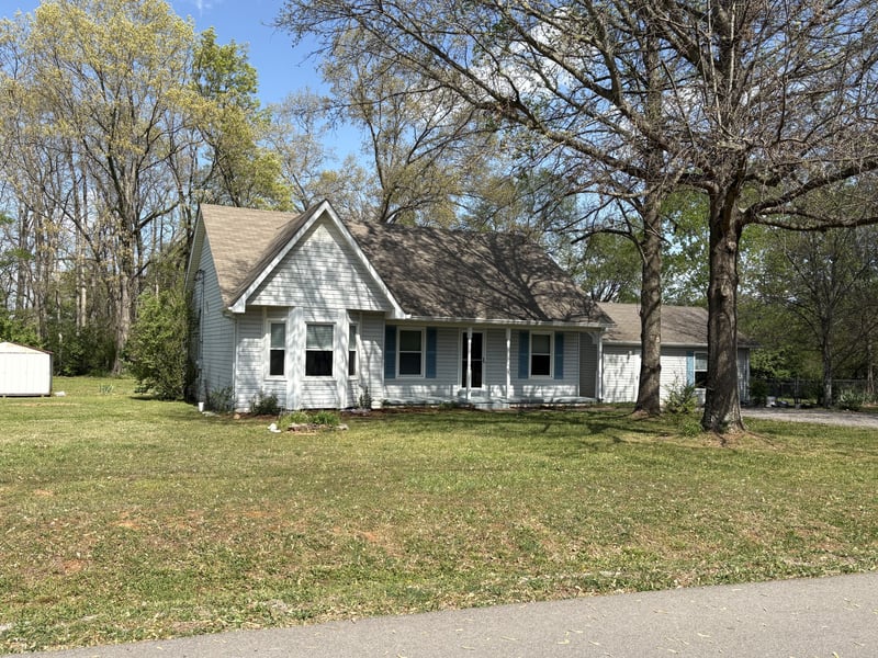 7427 Chadwick Dr, Murfreesboro, TN 37129