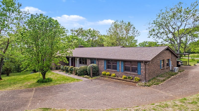 2413 Fly Rd, Nolensville, TN 37135