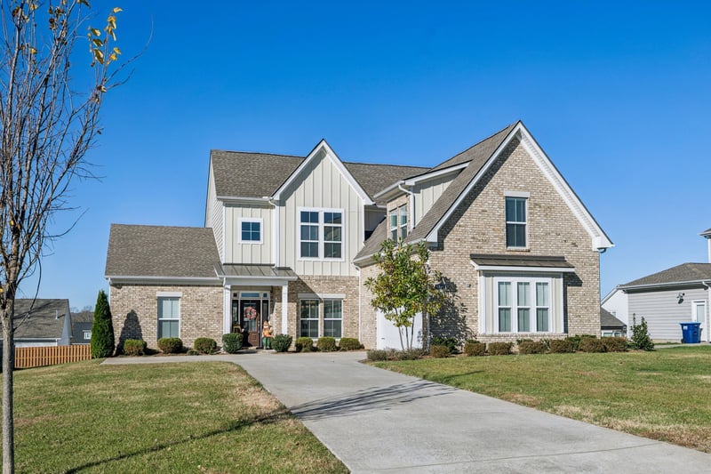 1318 Clarendon Ave, Murfreesboro, TN 37128