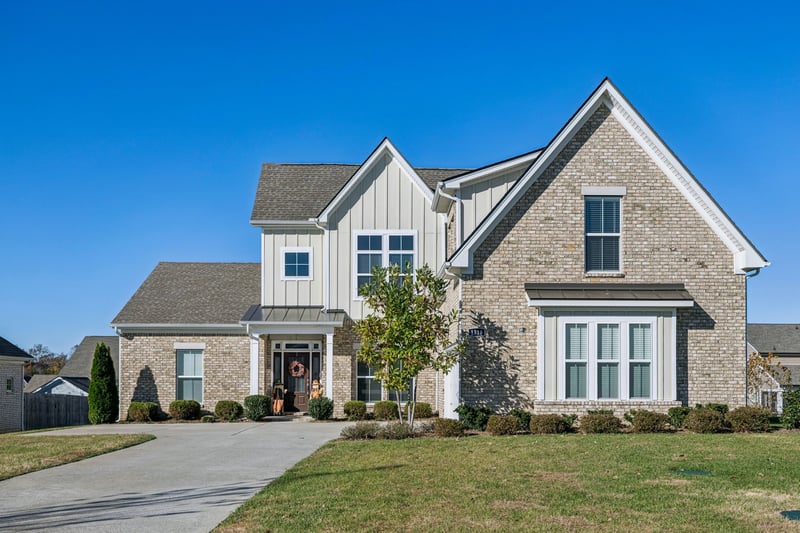 1318 Clarendon Ave, Murfreesboro, TN 37128