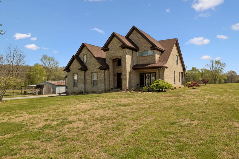 3128 31e Hwy, Bethpage, TN 37022