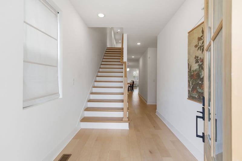 1525 Hayden Dr, Nashville, TN 37206