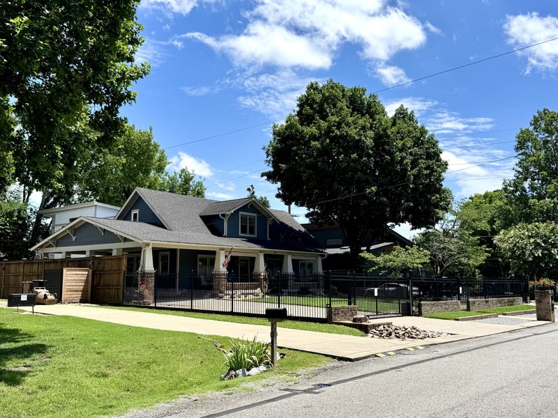 702 Skyview Dr, Nashville, TN 37206