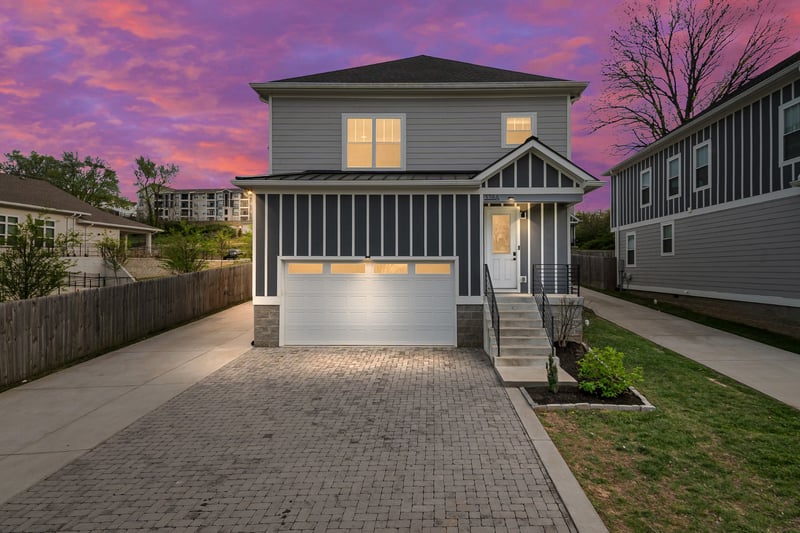 338A Ewing Dr, Nashville, TN 37207