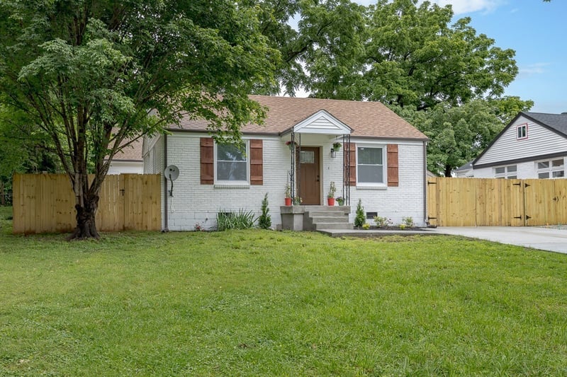 1332 Mercury Dr, Nashville, TN 37217