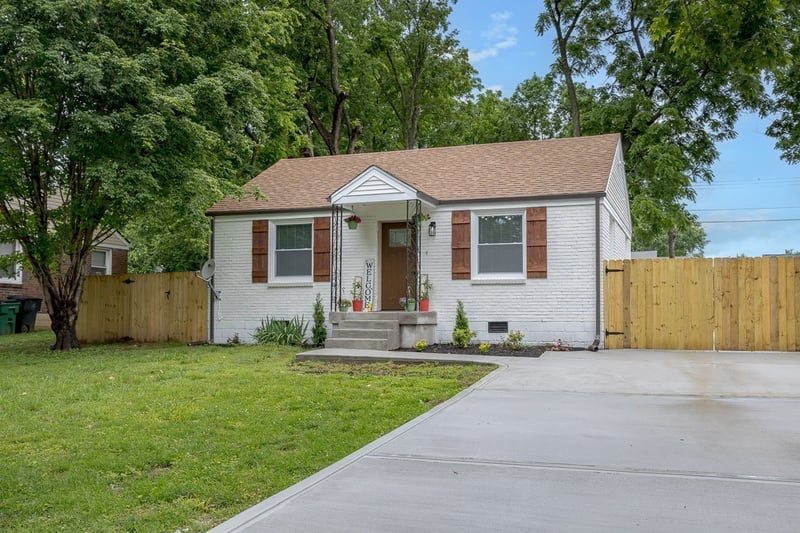 1332 Mercury Dr, Nashville, TN 37217