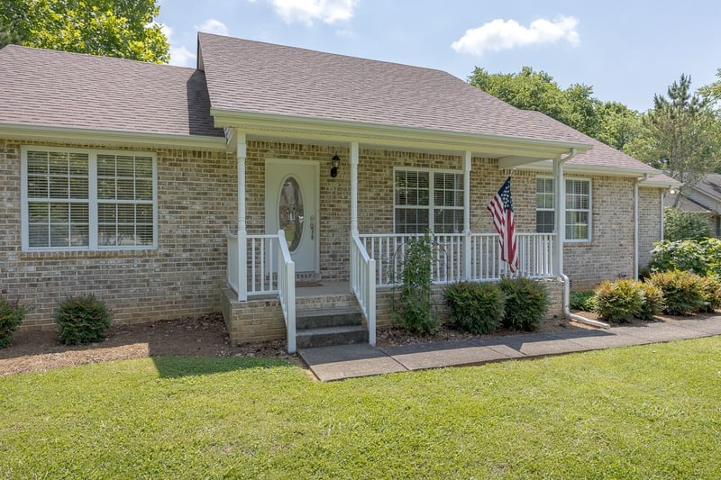 1077 Kathryn Rd, Mount Juliet, TN 37122