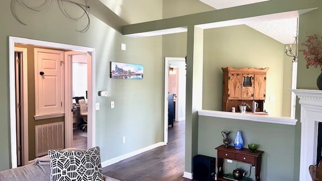 2940 Riverbend Dr, Nashville, TN 37214