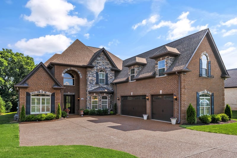 1549 Eden Rose Pl, Nolensville, TN 37135