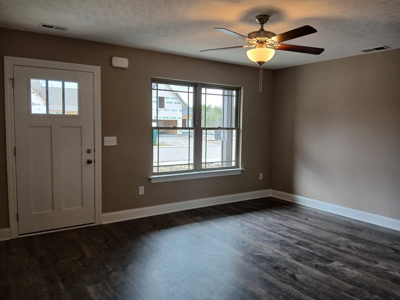 2910 Valley Farms Dr, Christiana, TN 37037