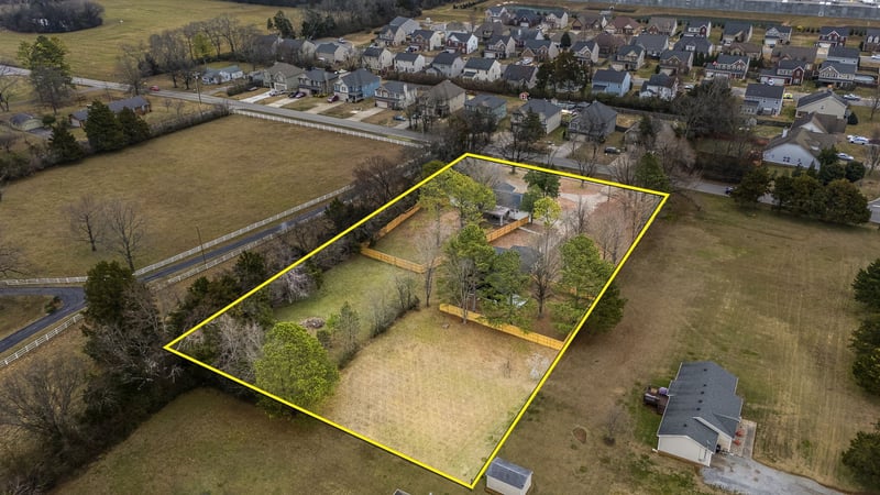 2614 Elam Rd, Murfreesboro, TN 37127