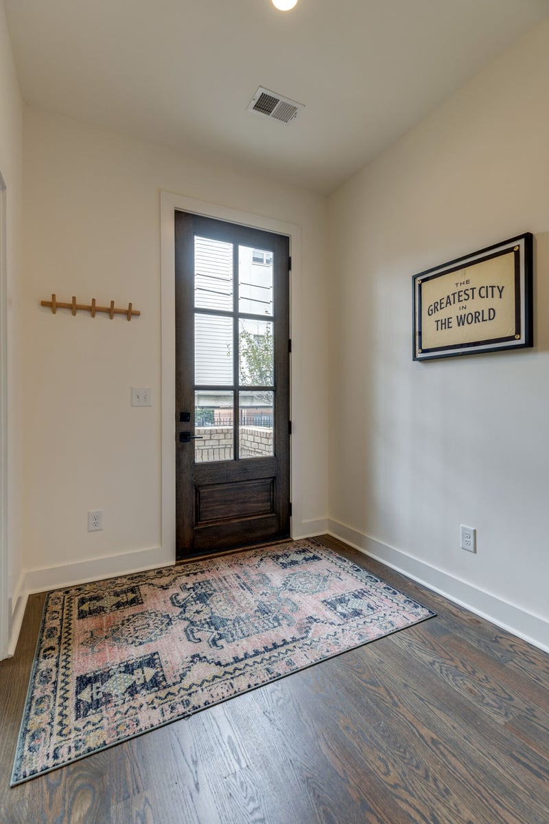 3206 W End Cir #8, Nashville, TN 37203