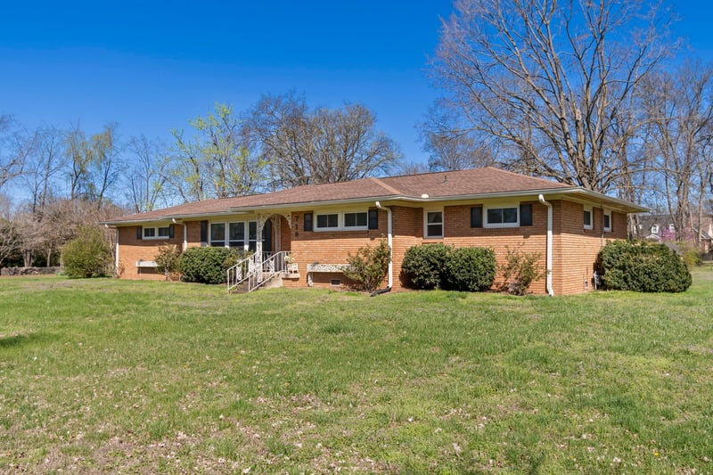 710 Hillsboro Rd, Franklin, TN 37064