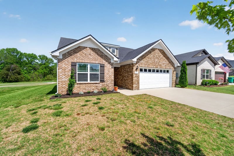 171 Brandon Woods Dr, Spring Hill, TN 37174