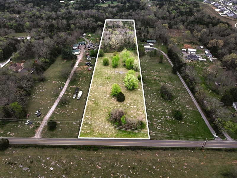 Veals Rd, Murfreesboro, TN 37128