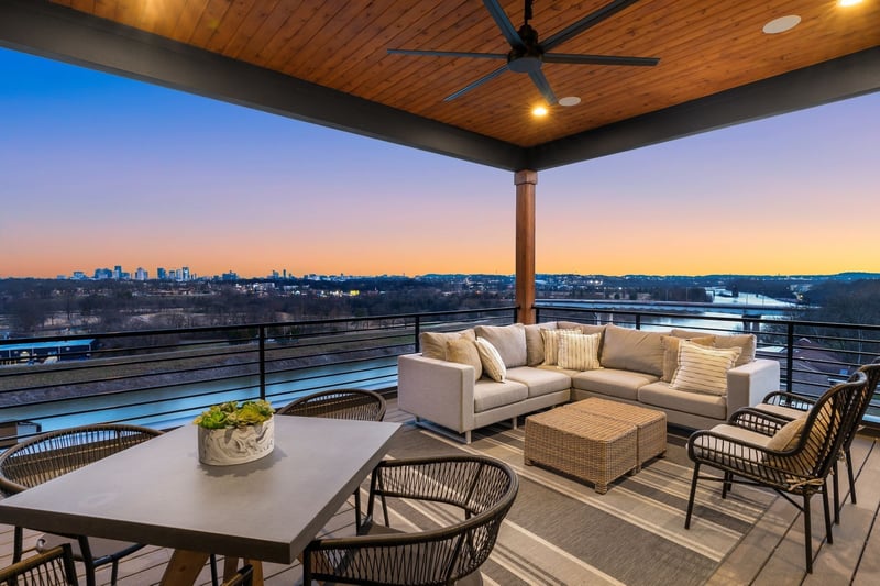 2118 Cliff Dr, Nashville, TN 37218