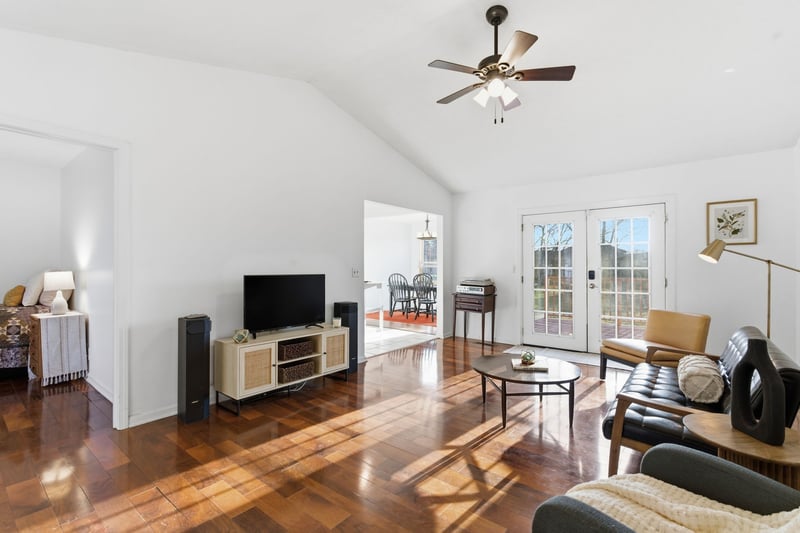 3617 Donna Kay Dr, Nashville, TN 37211