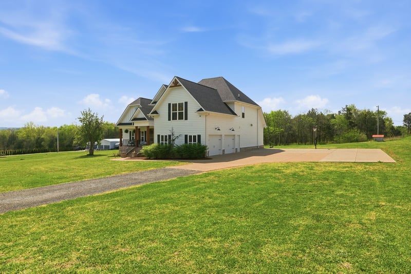 6428 Simmons Bluff Rd, Lebanon, TN 37090