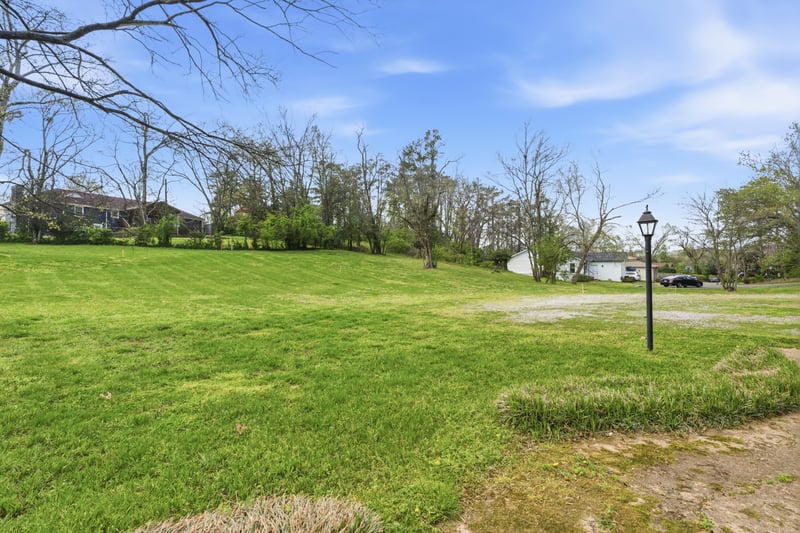 209 Hicks Rd, Nashville, TN 37221