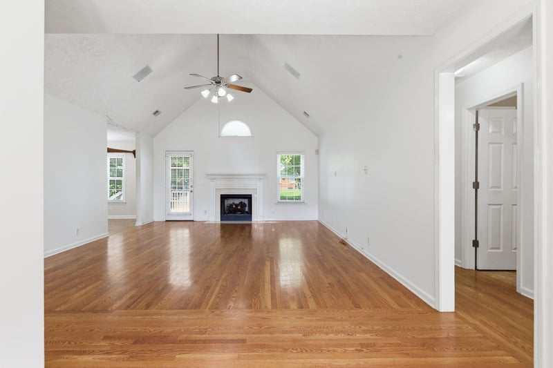 2014 Adonis Dr, Murfreesboro, TN 37128