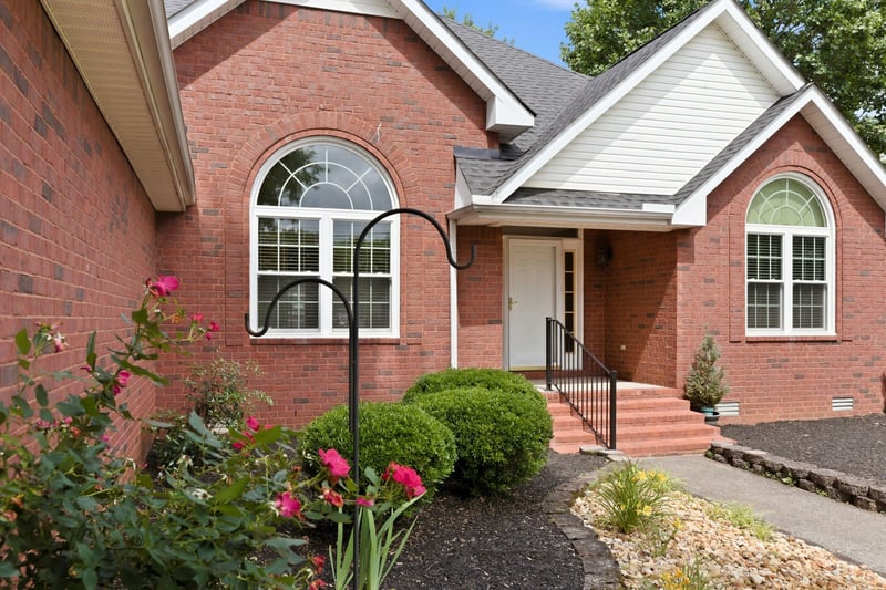 2014 Adonis Dr, Murfreesboro, TN 37128