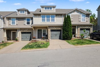 115 Stonecrest Dr, Nashville, TN 37209