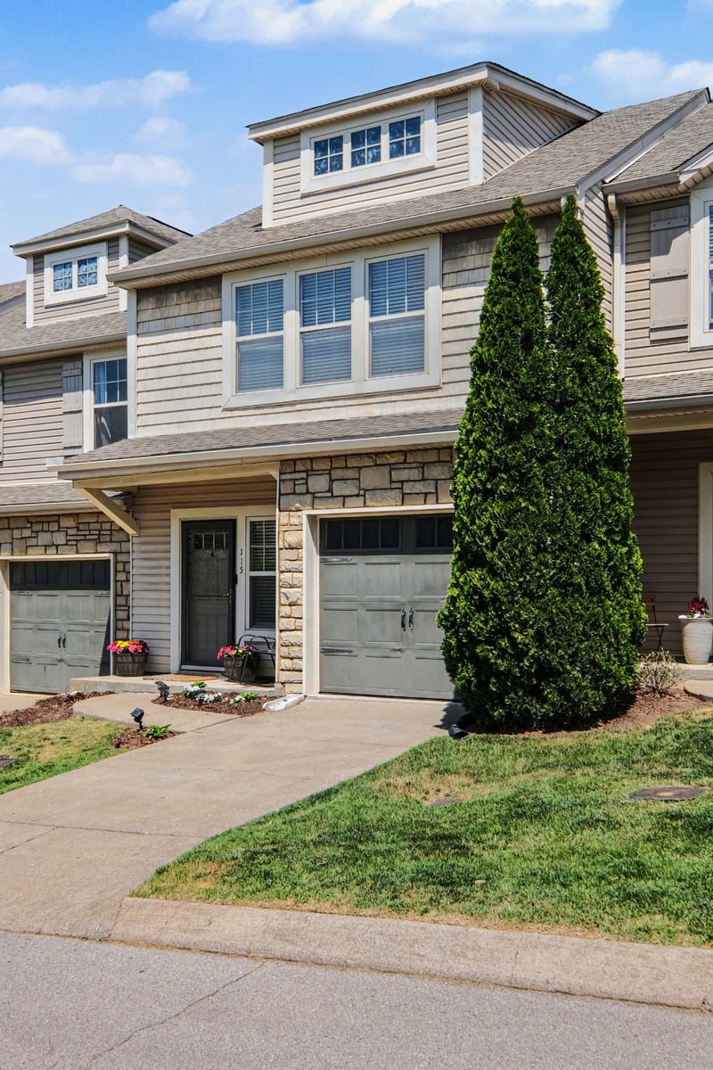115 Stonecrest Dr, Nashville, TN 37209