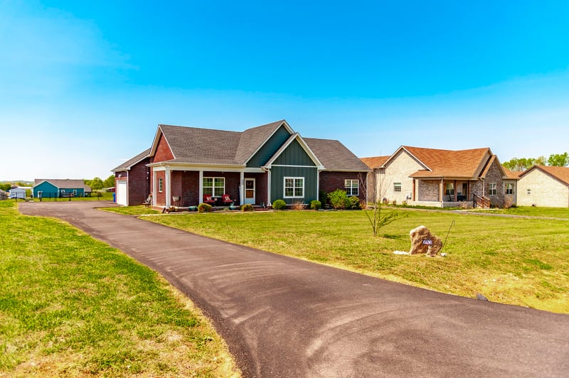 243 Hollow Tree Cir, Castalian Springs, TN 37031