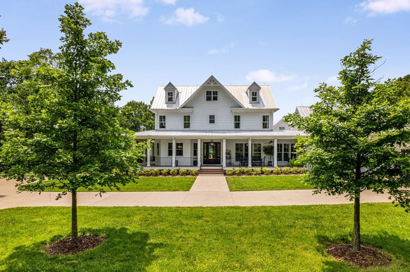 8454 Lewis Rd, Nashville, TN 37221