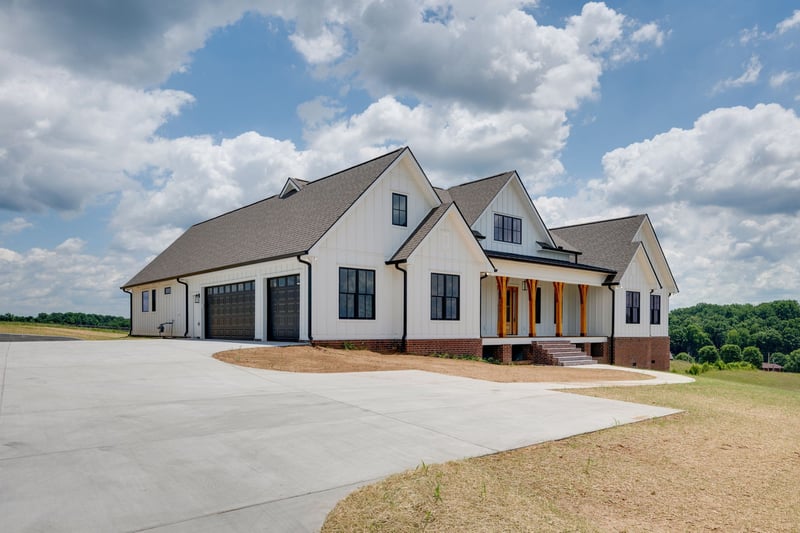 1501 Spencer Mill Rd, Burns, TN 37029