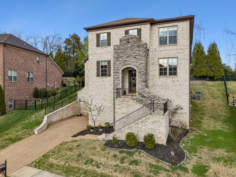 7113 Natchez Pointe Pl, Nashville, TN 37221