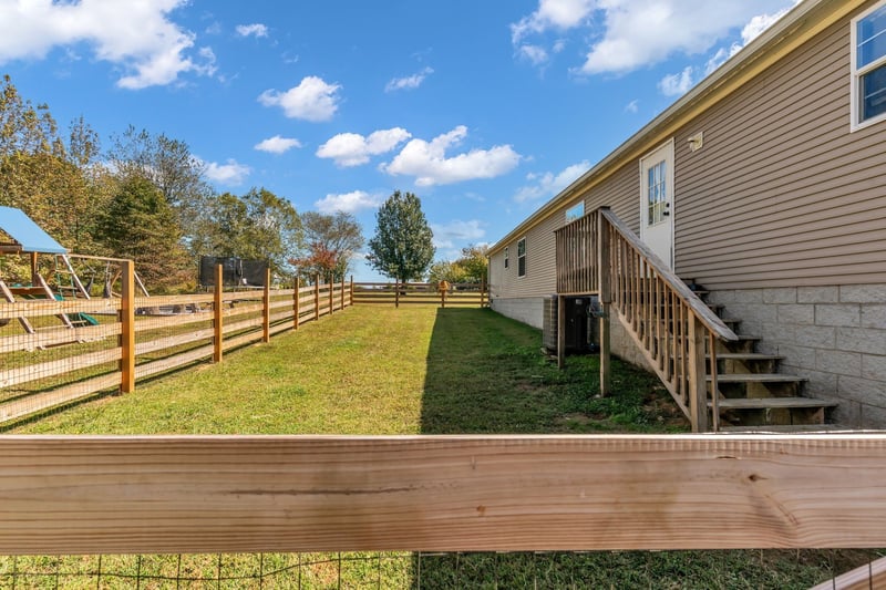2309 W Mount Vernon Rd, Bethpage, TN 37022