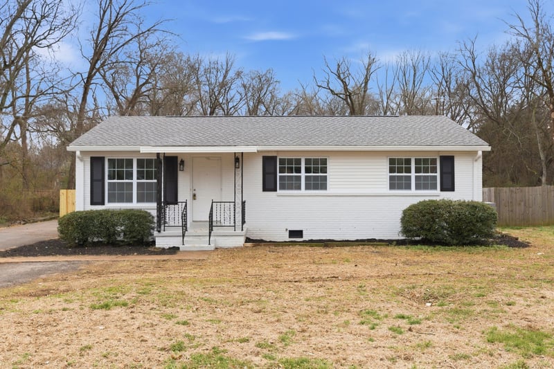 1806 Fern Dr, Murfreesboro, TN 37130