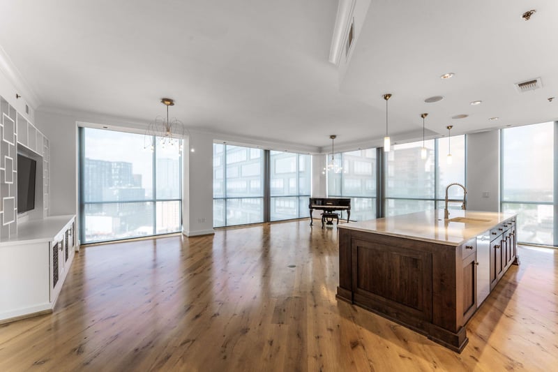 900 20th Ave #1301, Nashville, TN 37212