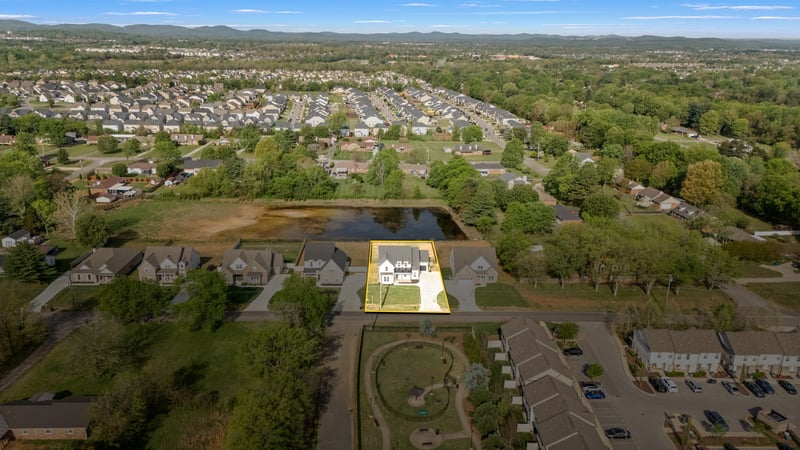 520 Gresham Ln, Murfreesboro, TN 37129