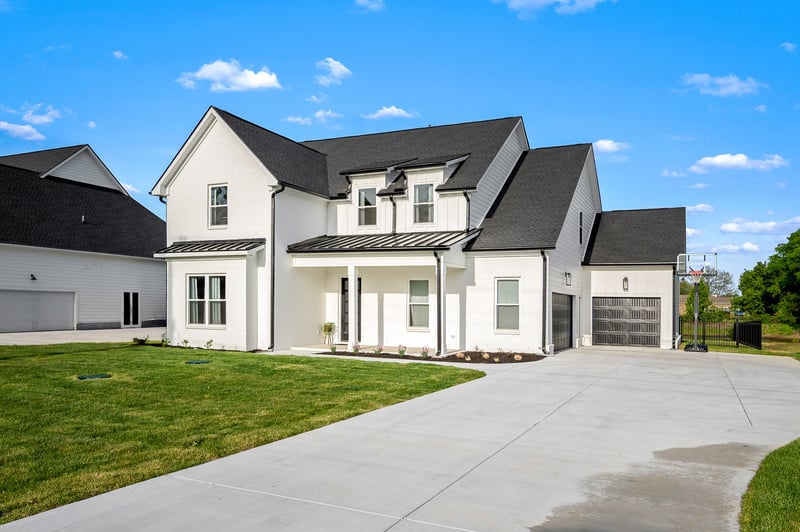 520 Gresham Ln, Murfreesboro, TN 37129