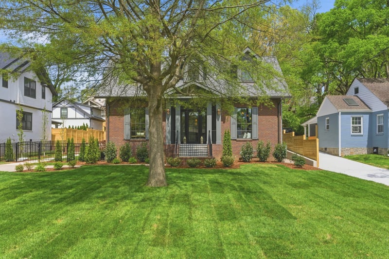 1806 Sweetbriar Ave, Nashville, TN 37212