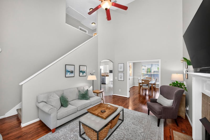 102 Latham Ct, Hendersonville, TN 37075